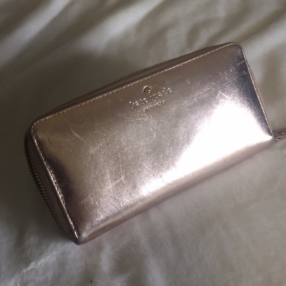 Kate Spade clutch pearl pink